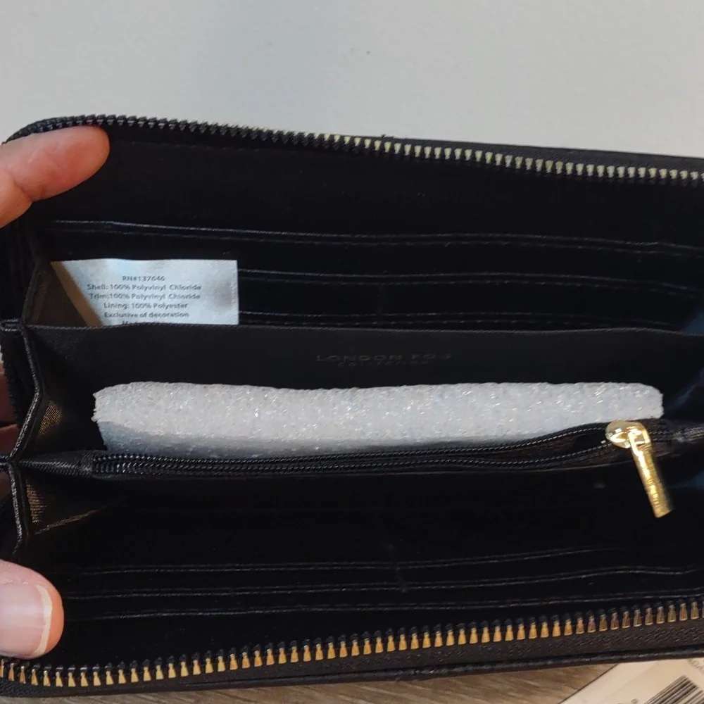London Fog Adalia Black Pebble Zip Around Wallet NWT
